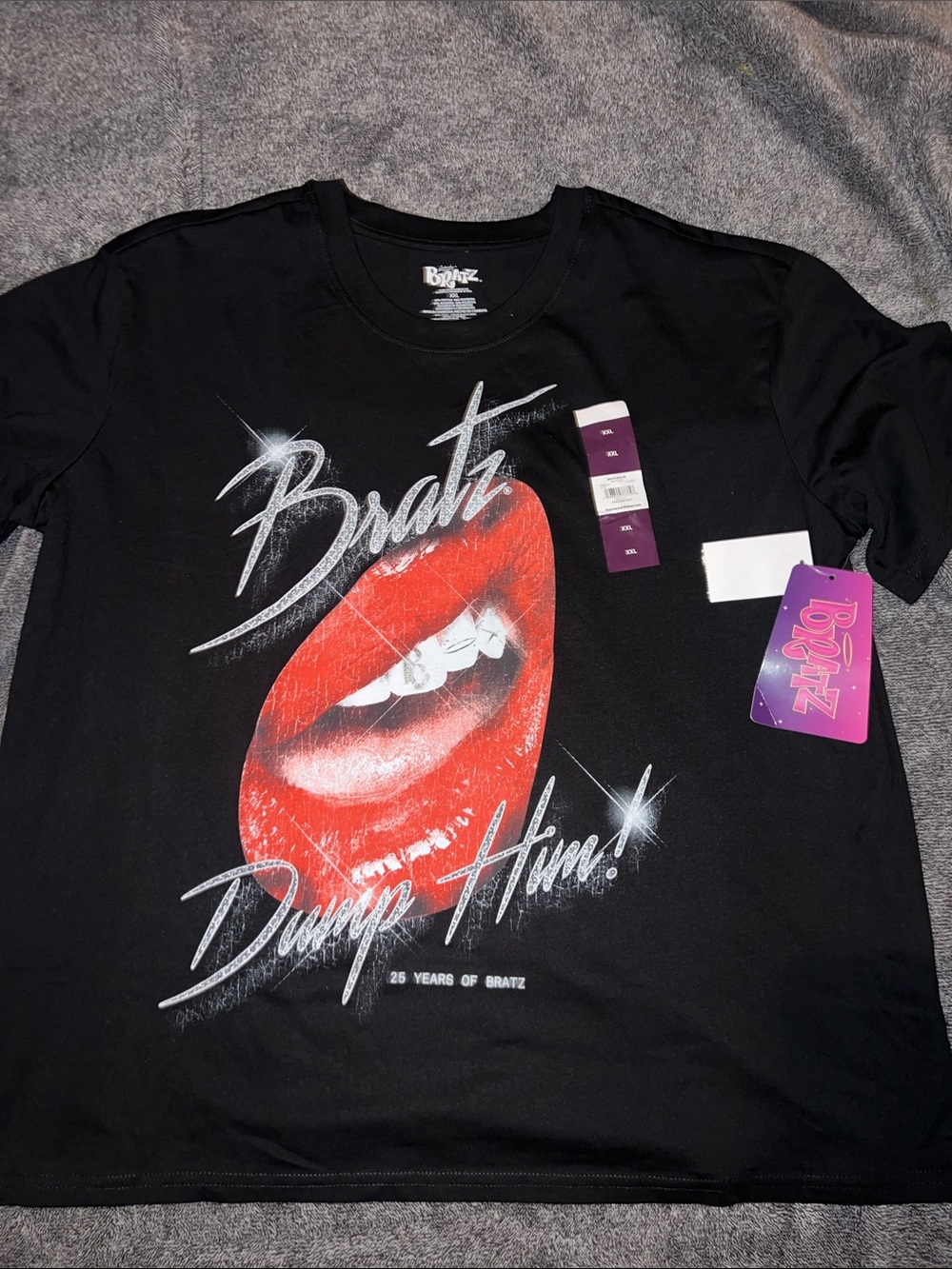 Bratz Dump Him! Graphic Tee - Black with Red Lip